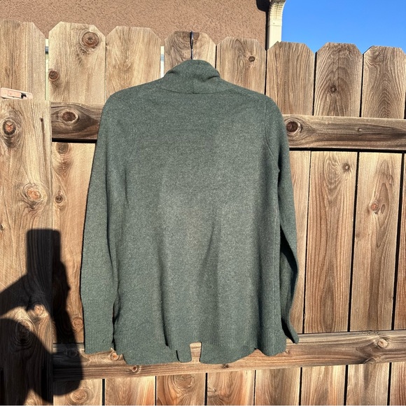 COPY - Tahari Cashmere Light Weight Cardigan Open Front Green Large - Picture 3 of 8